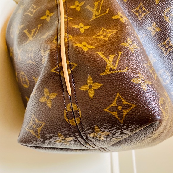 Authentic Louis Vuitton Sully - Picture 15 of 15